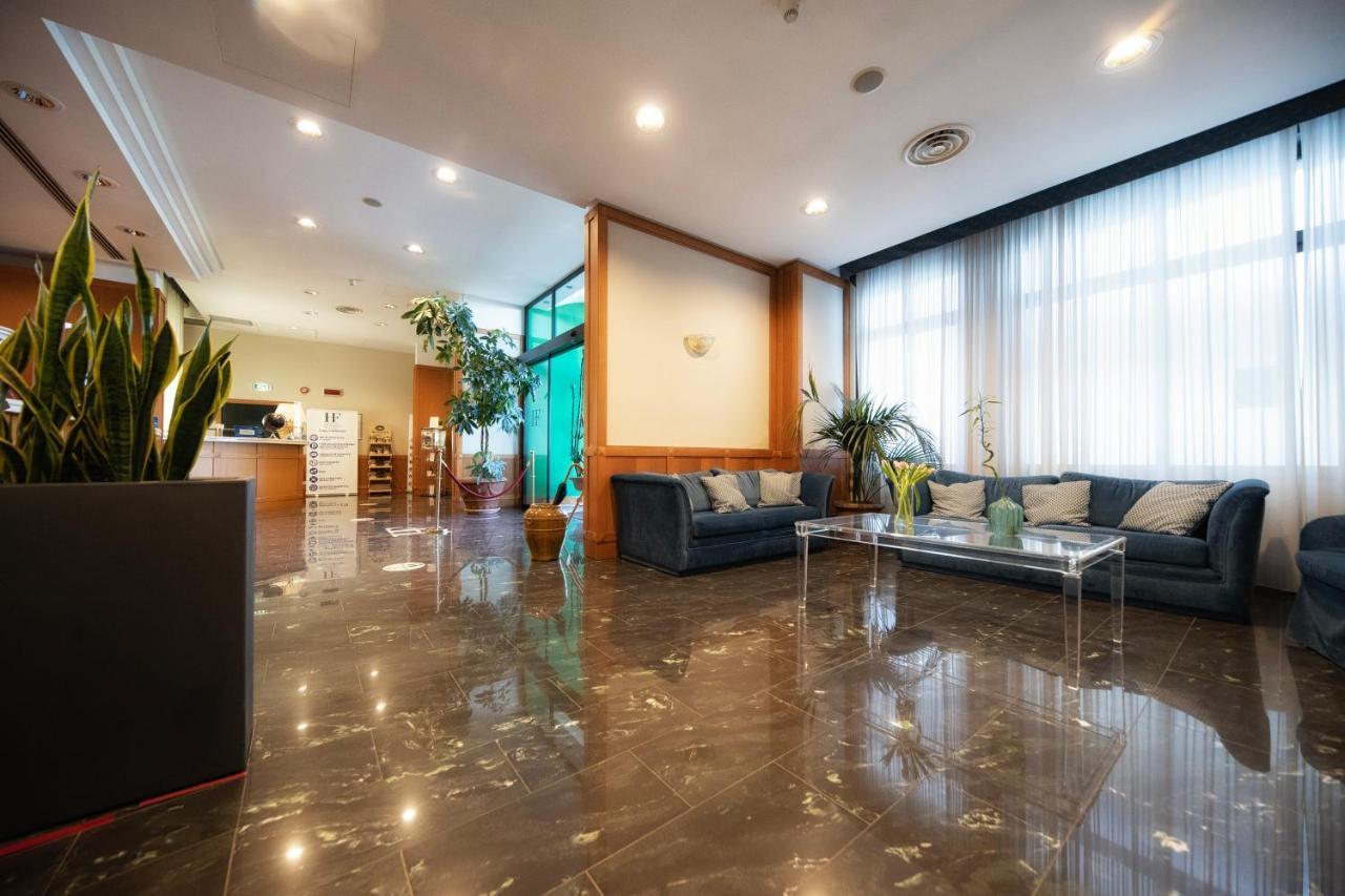 Hotel Residence Federiciano Valenzano Exterior photo